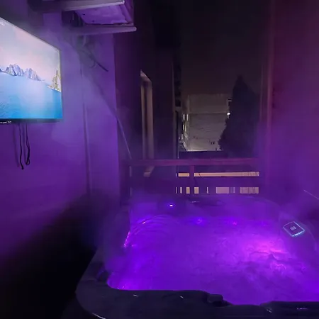 Lejlighed Penthouse With Outside Jacuzzi And Barbeque -central View *